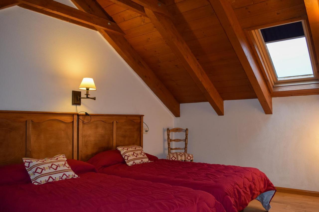 Duplex Con Vistas En Benasque Apartman Kültér fotó
